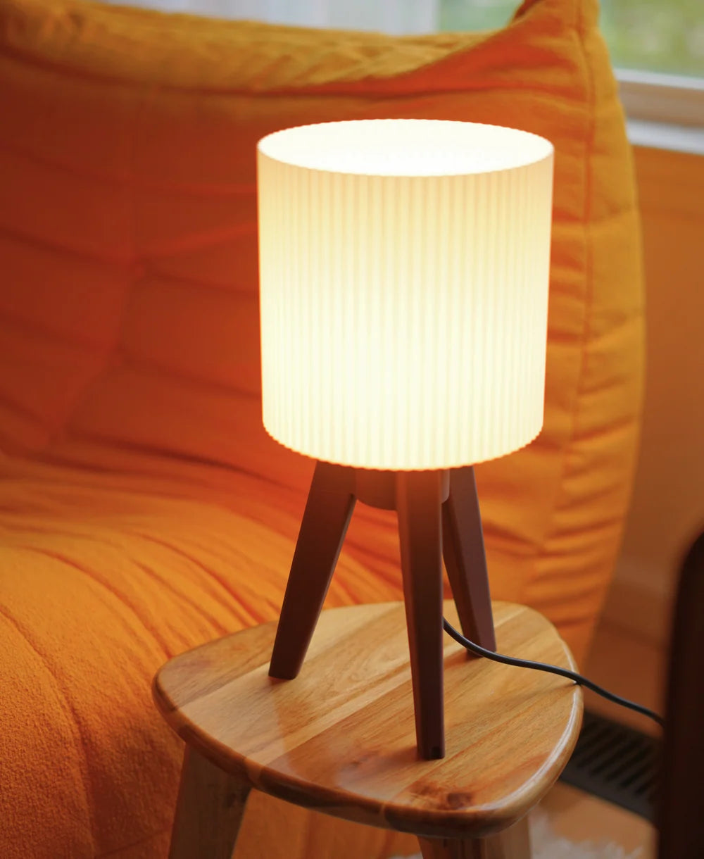Afnan Gifts Table Lamp, Sculptural Shade